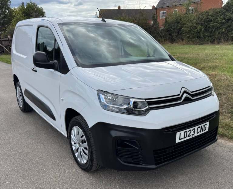 2023 Citroen Berlingo Enterprise 1.5 BlueHDi SWB L1 EU6 White Van - 29,450 Miles