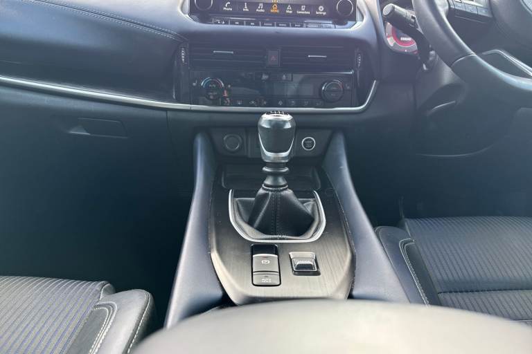 2022 Nissan Qashqai 1.3 DiG-T MH Tekna 5dr Hatchback Petrol Manual