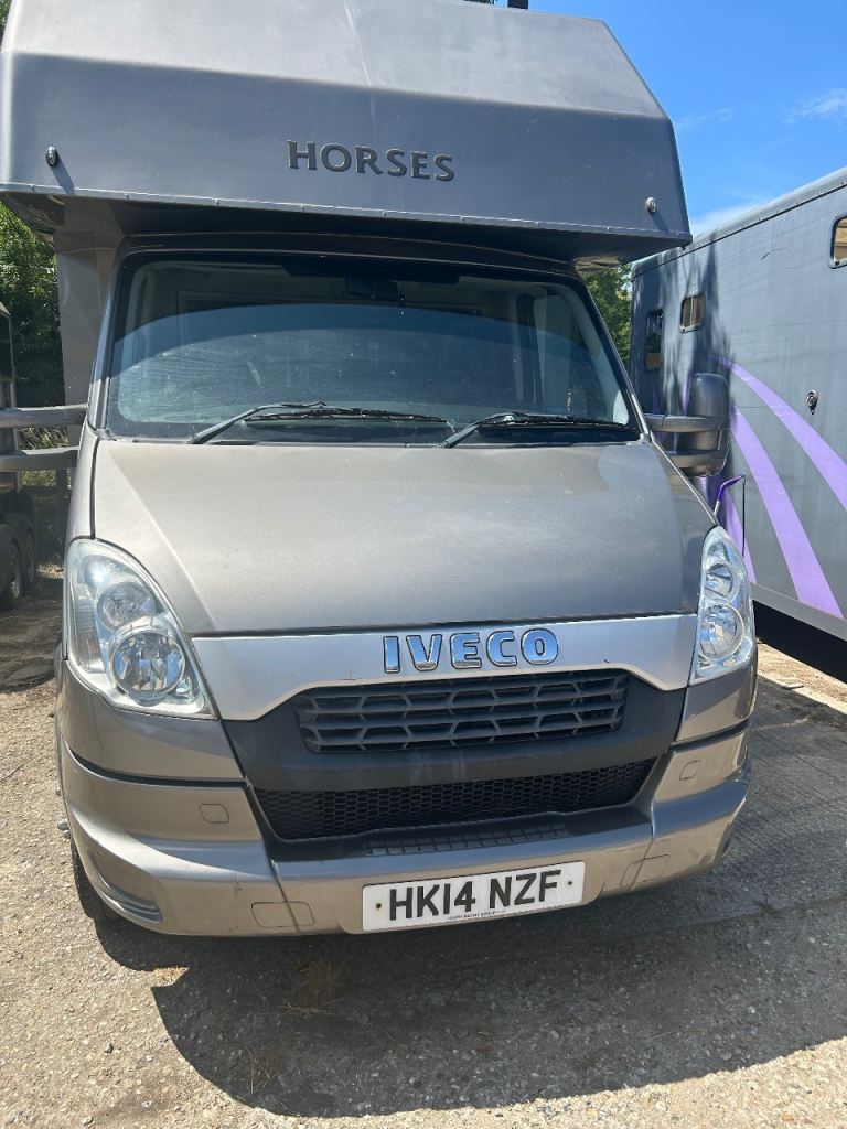 Horse box 
