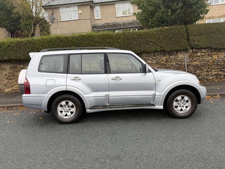 2004 Mitsubishi Shogun 3.2 DI-D Elegance 5dr Auto ESTATE Diesel Automatic