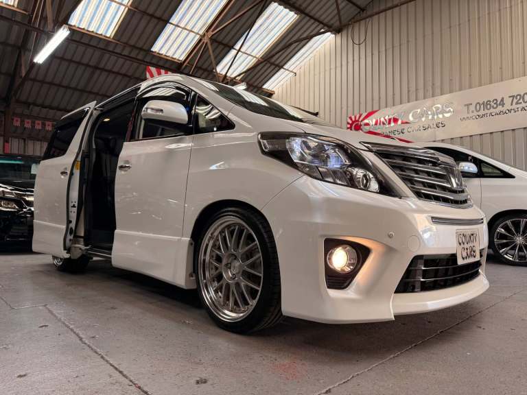 Toyota Alphard 2.4 Z C-Package, Full Leather, Twin Sunroofs, 20” SSR Alloys,
