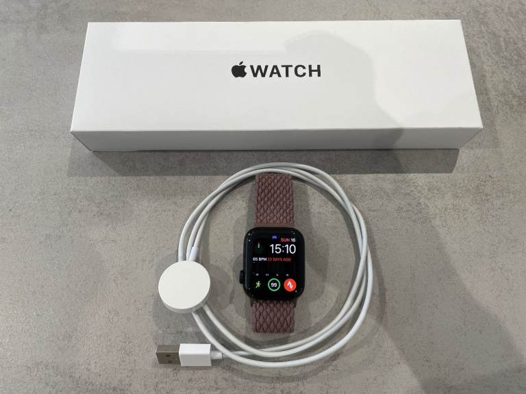 Apple Watch SE Gen 2 LTE 40mm Midnight - Battery Health 96%