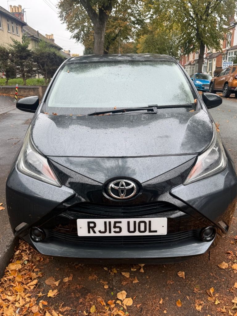 Toyota, AYGO, Hatchback, 2015, Manual, 998 (cc), 5 doors