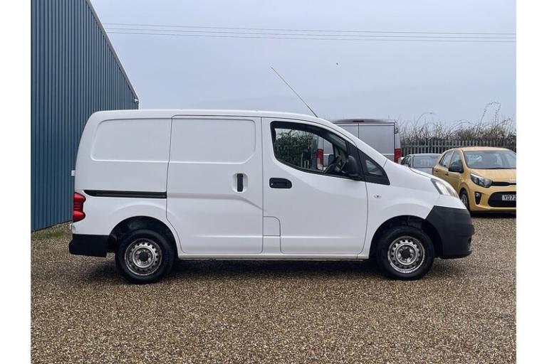 2013 Nissan NV200 1.5 dCi 89 SE Van CAR DERIVED VAN DIESEL Manual