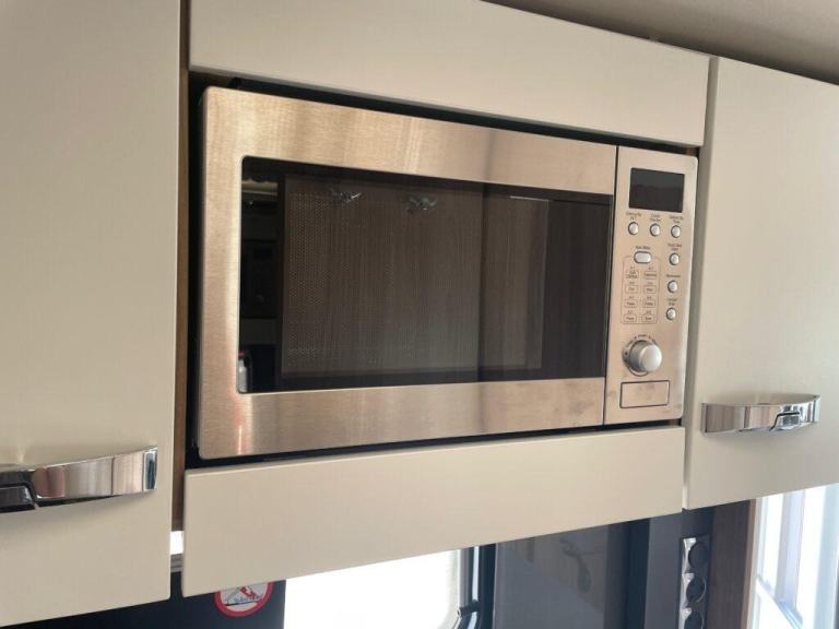 Swift Bessacarr 494 4 berth 4 belt rear fixed bed, dinette conversion motorhome