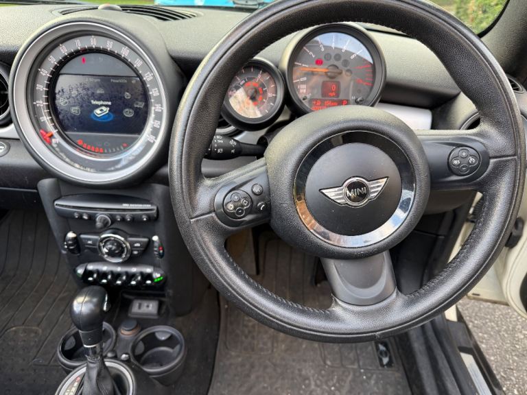 Mini convertible 1.6 Automatic, SatNav, 2014