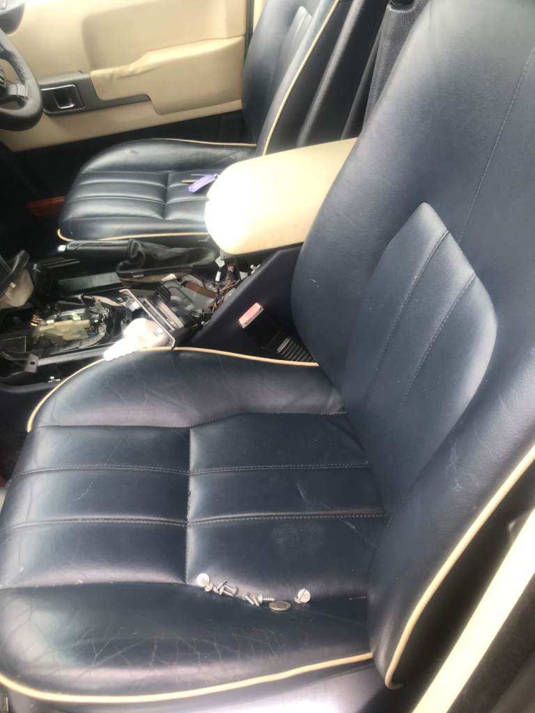 Land Rover Range Rover L322 2004 seats