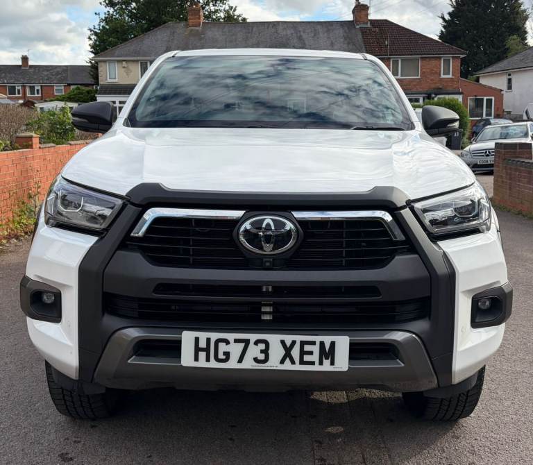 2024 Toyota Hilux 2.8 D-4D Invincible X 4WD Automatic finished in White