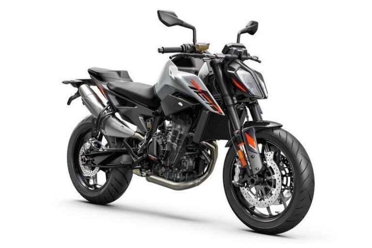 KTM 790 DUKE 24, BRAND NEW WITH 1200 OFF RRP AND FREE TECH PACK UNTIL APRIL