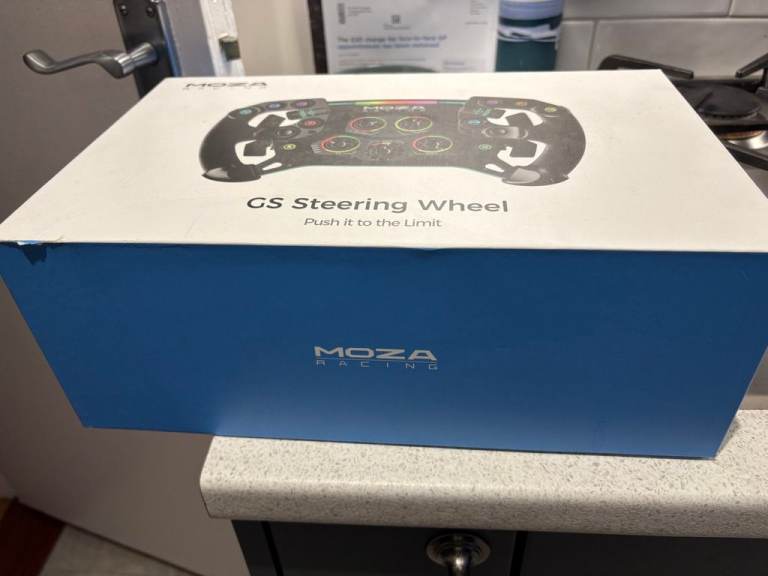 Moza wheel and base / Fanatec pedals