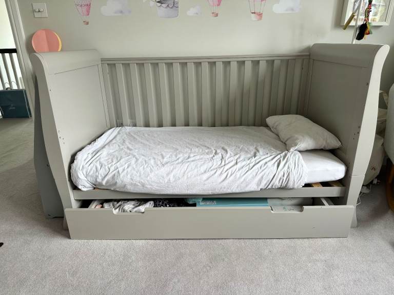 Obaby Stamford Cot bed