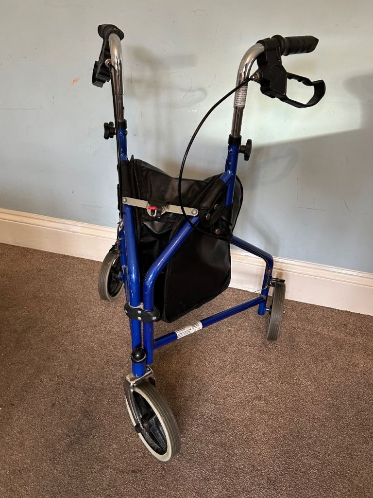 Blue Rollator Walker With Shopping Bag on 3 Wheels Drive Medical  Good condition  D212