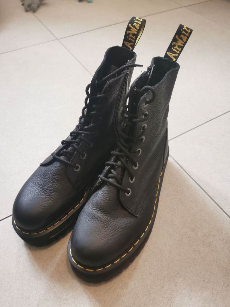 Dr Martens Black Boots - Size 9, Platform Sole