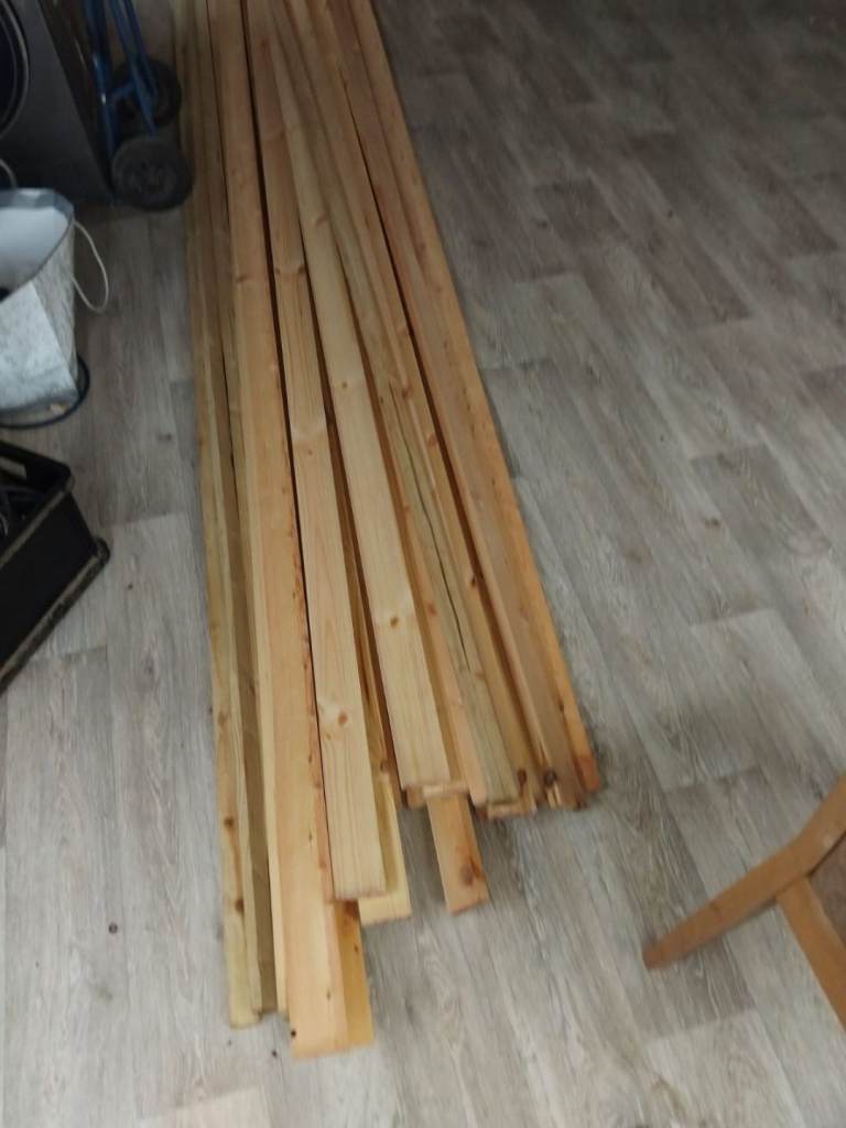 Building Timber 32 pieces £100