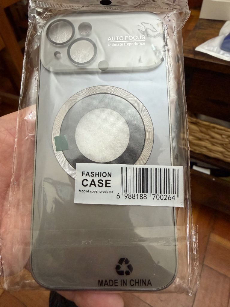 Case for iPhone 14 free!! 