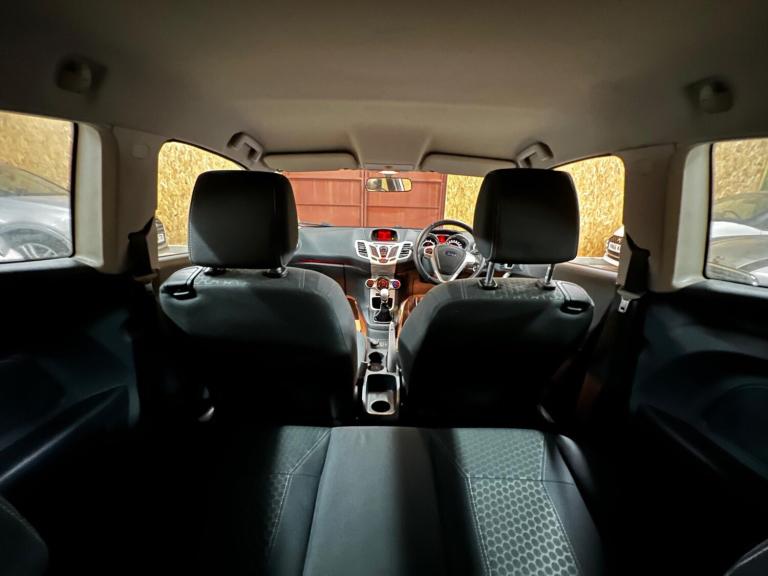 2011 Ford Fiesta 1.4 Zetec 3dr HATCHBACK PETROL Manual