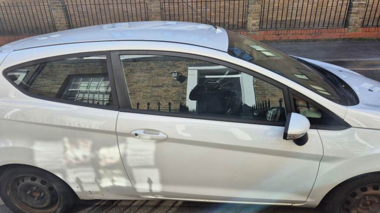 Ford, FIESTA, Hatchback, 2012, Manual, 1242 (cc), 3 doors