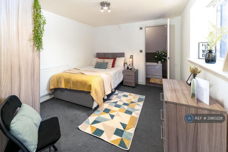 1 bedroom in Old Hall St, Bolton, BL4 (#2980228)