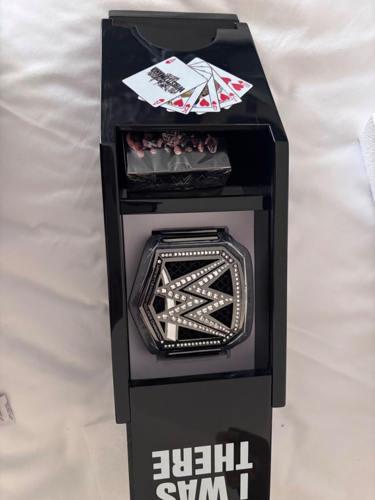 WWE Wrestlemania mini title card dealer set 