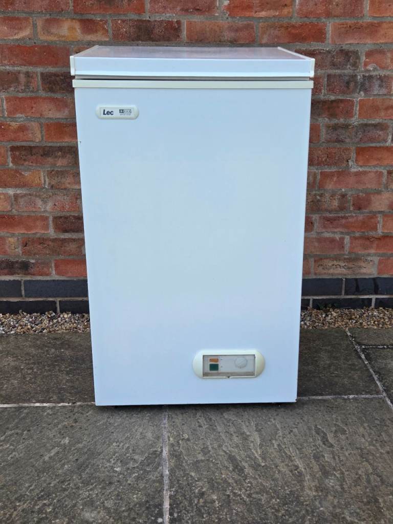 Lec Chest Freezer