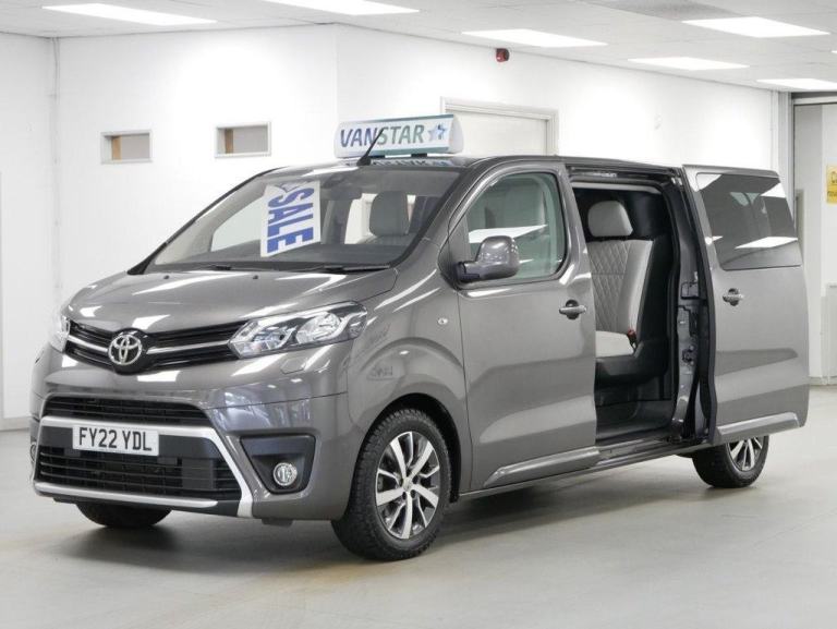 2022 TOYOTA PROACE 2.0 D 180 BHP DESIGN L2 LONG EDITION AUTOMATIC 6 SEAT CREWCAB