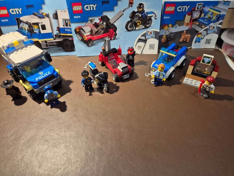 City police dog unit and police prisoner transport unit 