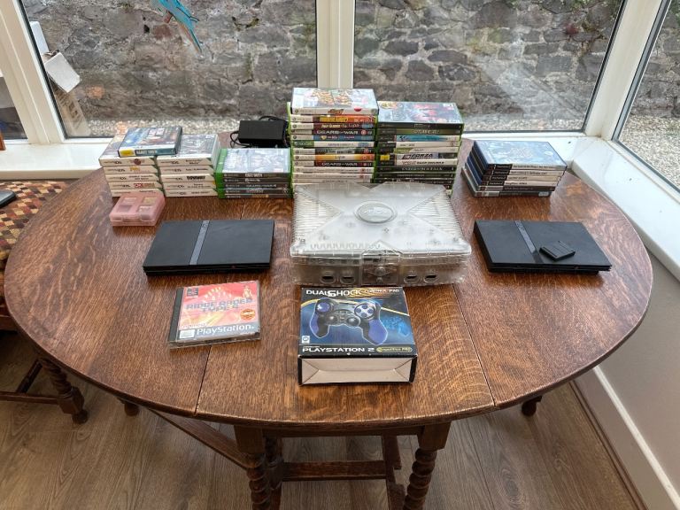 Large Games Console & Games Bundle PS2 Xbox Crystal Xbox 360 DS PS1 Clear Out