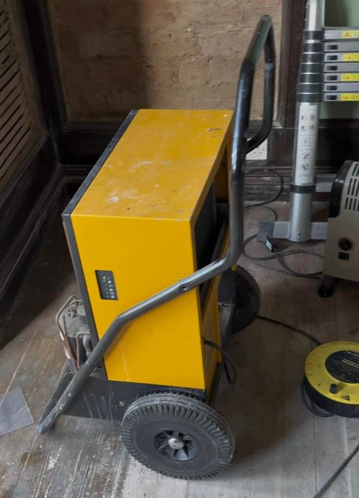 Wilms Industrial Dehumidifier - KT400