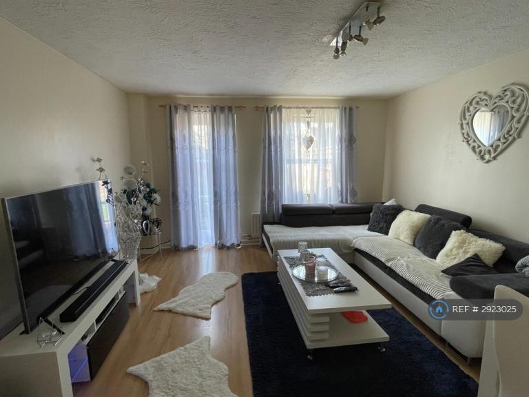 2 bedroom house in Spinney Road, Barnwood, Gloucester, GL4 (2 bed) (#2923025)