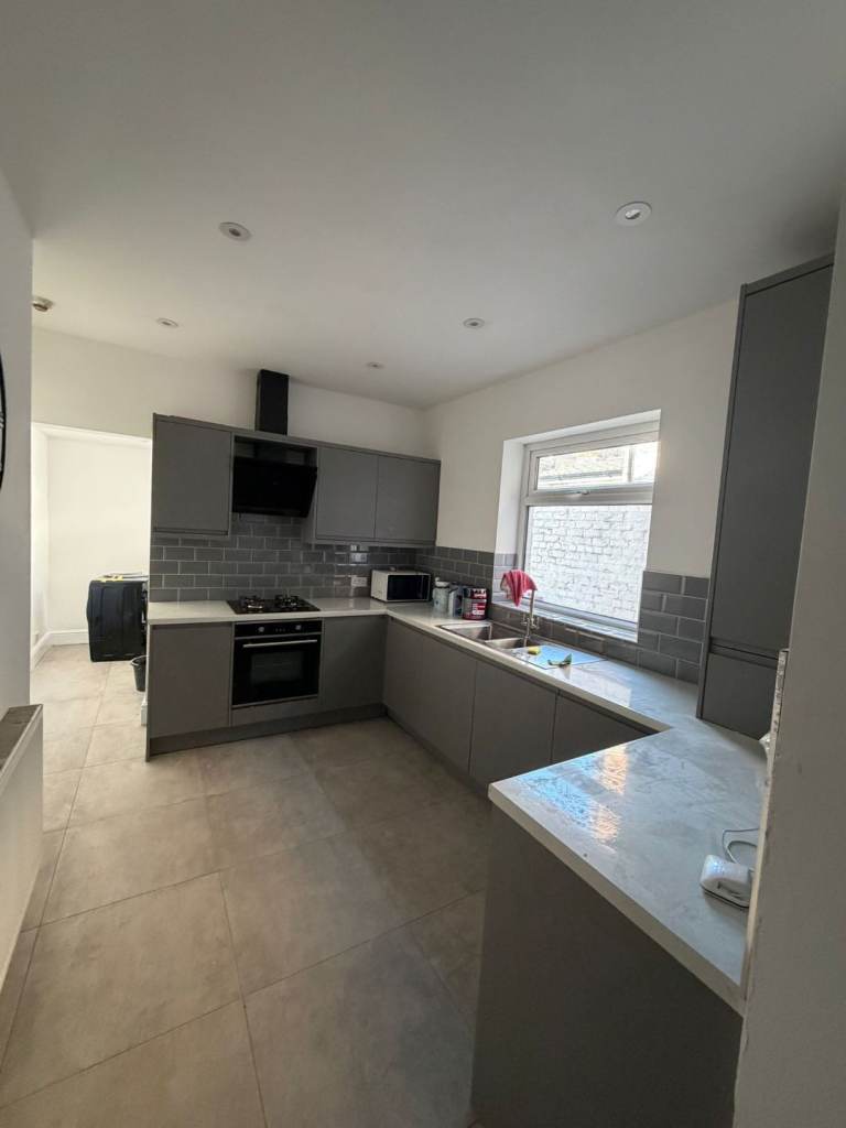 2 Bedroom Flat