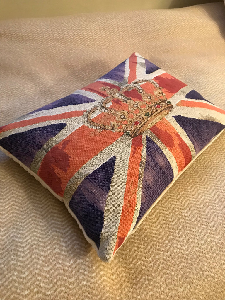 Cushion- Crown on UK Flag one side/ cream on reverse.( retro )