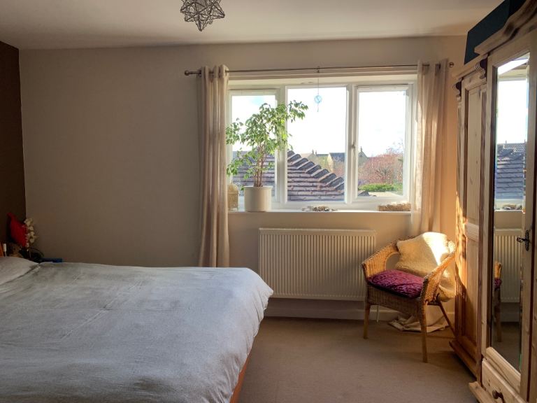 Spacious double room in beautiful Ely home