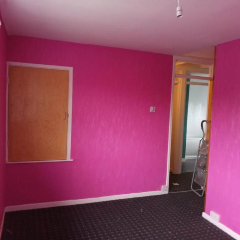 NEWLY RENOVATED BEAULTIFUL 3 BEDROOMS HOUSE FOR RENT