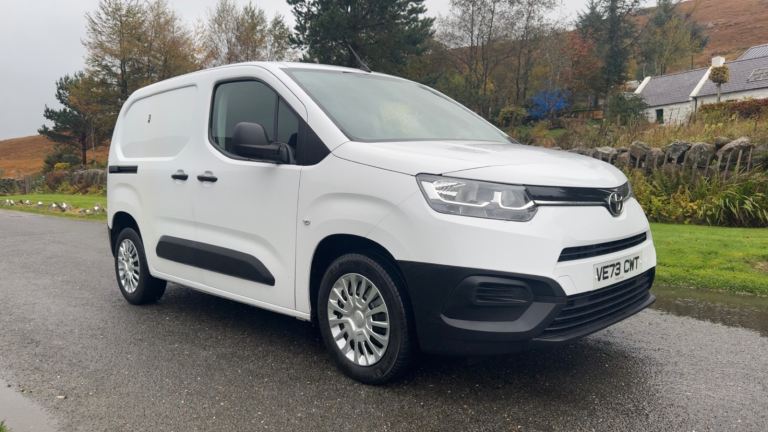 Toyota, PROACE CITY, Panel Van, 2024, Citroen Berlingo Peugeot partner Vauxhall combo