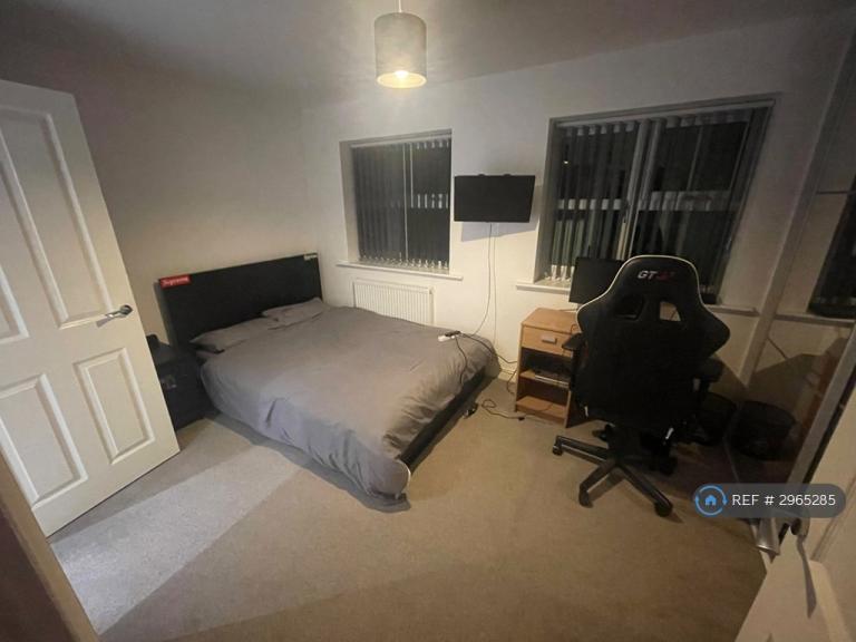 1 bedroom in Broadleaf Gardens, Wolverhampton, WV3 (#2965285)