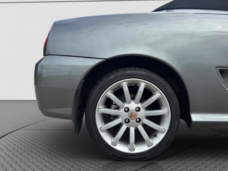 2002 MG MGF 1.8 135 16v 2dr IMMACULATE EXQUISITE EXAMPLE STORM GREY  CONVERTIBLE Petrol Manual