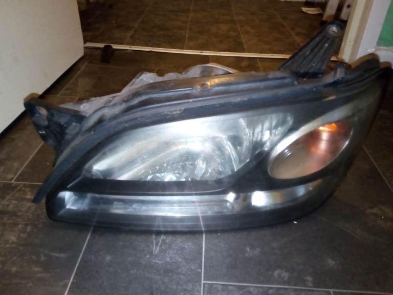 Subaru legacy headlights