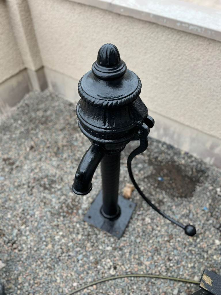 Original antique cow tail pump with no damage at all 