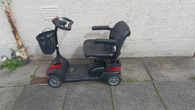 mobility scooter 
