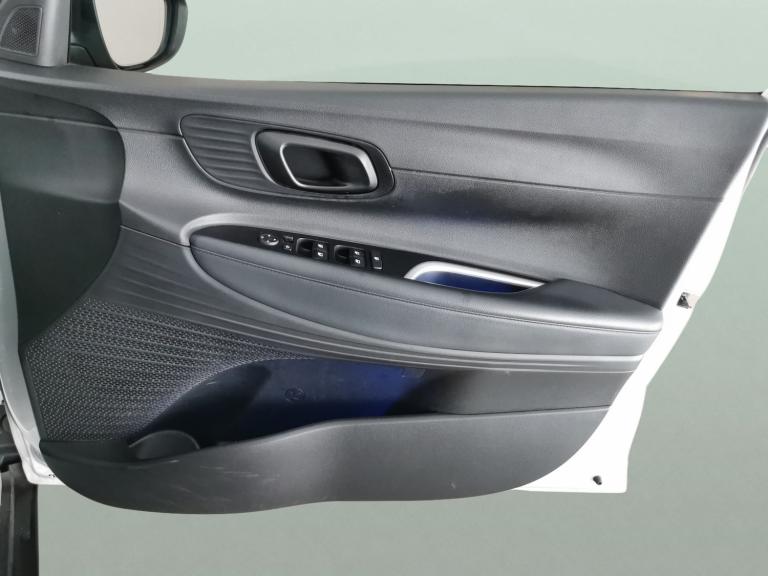 2022 Hyundai BAYON 1.0 T-GDi MHEV SE Connect SUV 5dr Petrol Hybrid Manual Euro 6 (s/s) (100 ps Su...