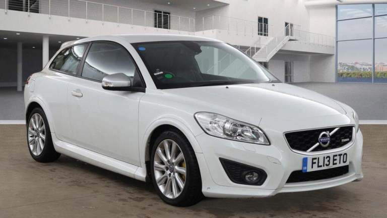 2013 Volvo C30 D2 [115] R DESIGN Lux 3dr HATCHBACK DIESEL Manual