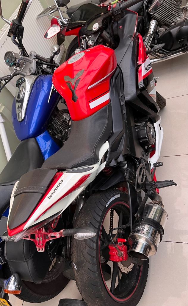 Lexmoto, HAWK, 2018, 124 (cc)