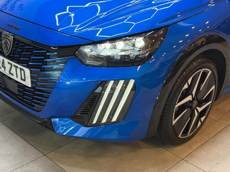 2024 Peugeot 208 1.2 PureTech 100 GT 5dr HATCHBACK PETROL Manual