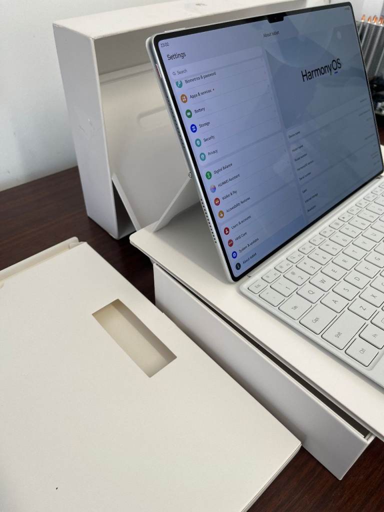 Brand New Huawei MatePad Pro 13.2" (2025) | 12GB RAM | 256GB SSD | Keyboard & Stand | White | Boxed