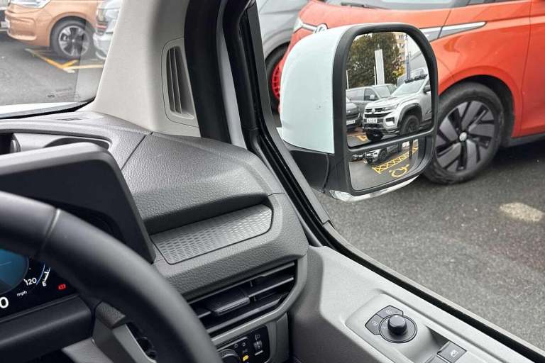 2025 Volkswagen Transporter Commerce Plus 2.0 TDI 110 PS 6sp Manual Van DIESEL Manual