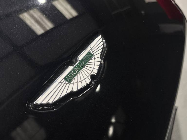 2011 Aston Martin Vantage 4.7 V8 Roadster 2dr Petrol Sportshift Euro 4 (420 bhp) Convertible Petr...