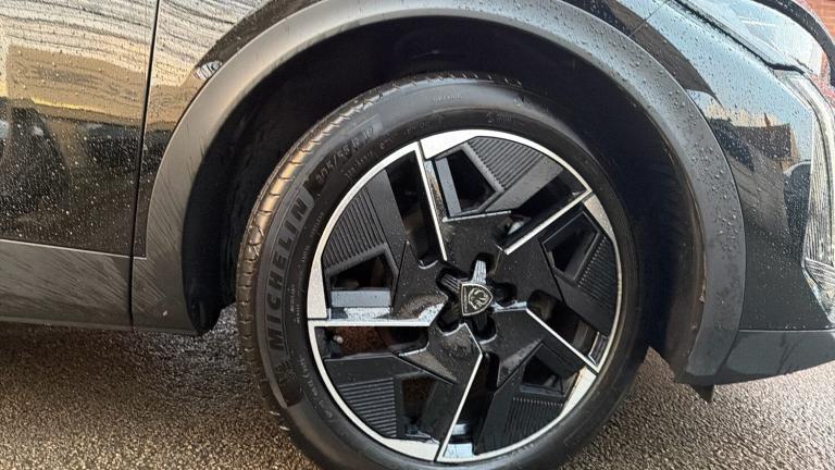 2024 Peugeot 408 1.2 PureTech GT Fastback 5dr Petrol EAT Euro 6 (s/s) (130 ps) Hatchback Petrol A...