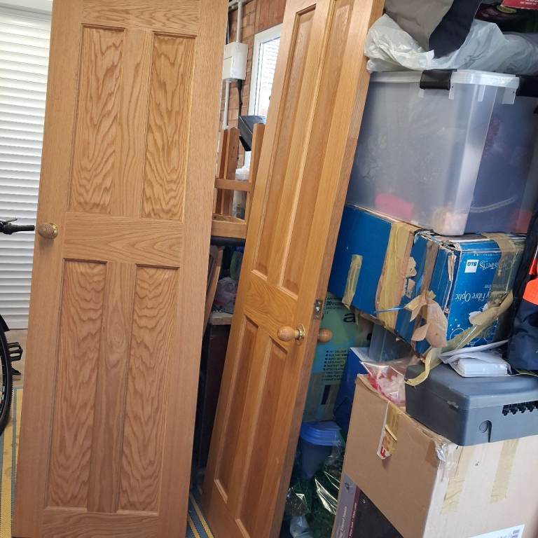 Oak Internal doors. Size 60cms wide x 1.980 high