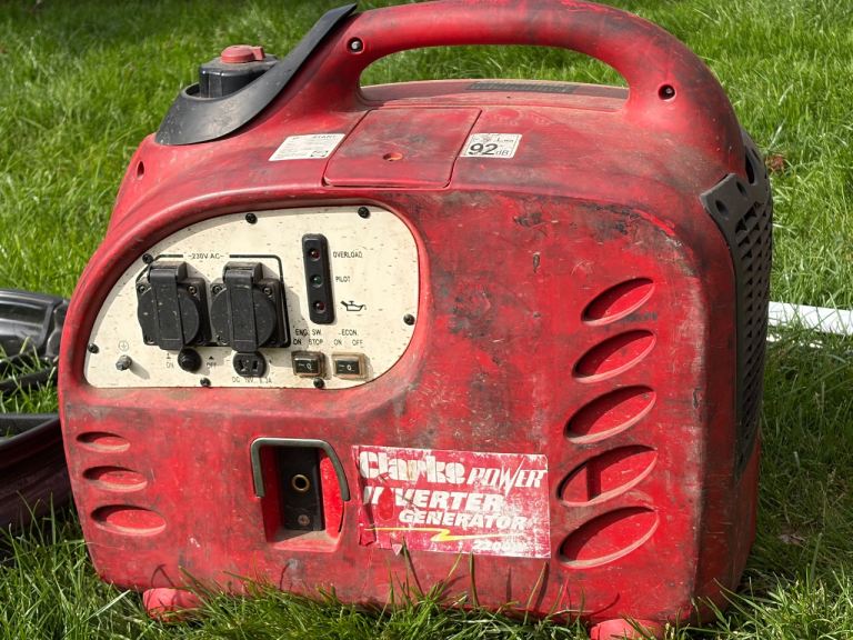Clarke power inverter generator 