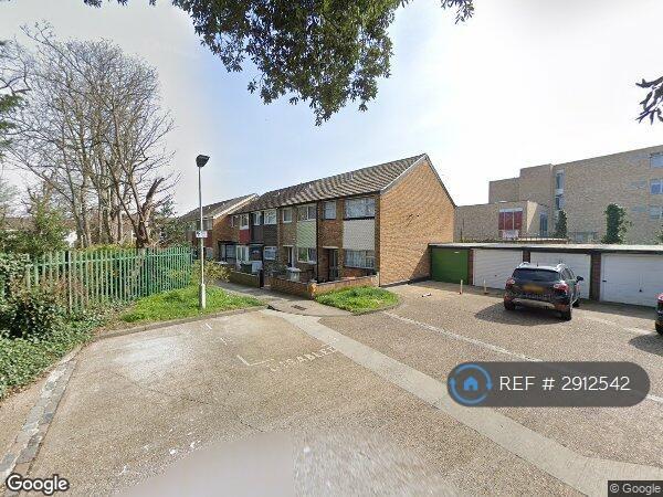 2 bedroom house in St. Mary's Approach, London, E12 (2 bed) (#2912542)